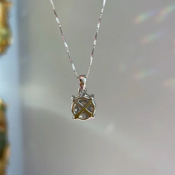 NWT Diamond Halo 18" Pendant Necklace (1/3 ct. t.w.) in 14k White Gold. $1200 - Picture 16 of 17